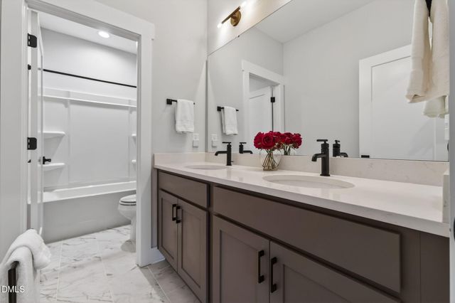 913 Whistable Avenue, Wake Forest, NC 27587