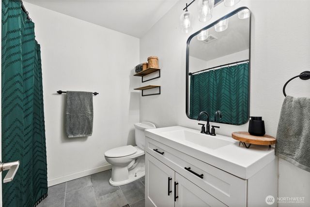 509 135th Street S, Tacoma, WA 98444