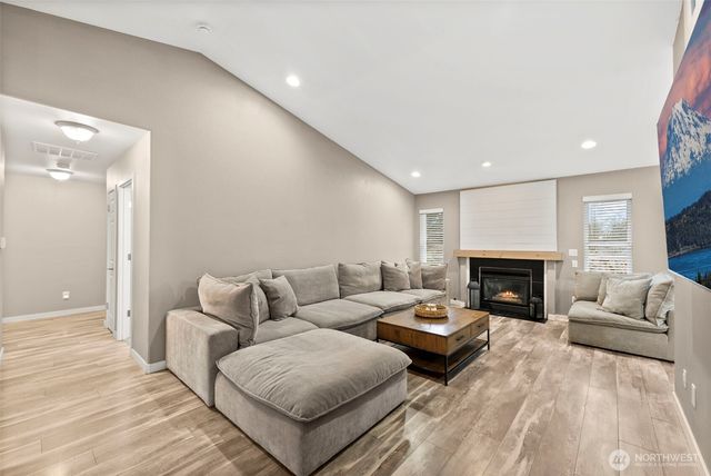 509 135th Street S, Tacoma, WA 98444