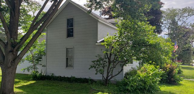 284 Elm Street S, Prescott, WI 54021