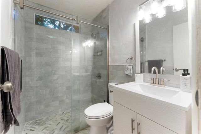 1135 38th Avenue, Vero Beach, FL 32960