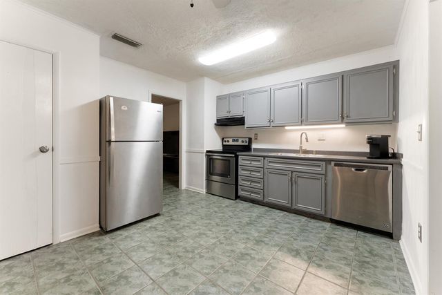 1135 38th Avenue, Vero Beach, FL 32960