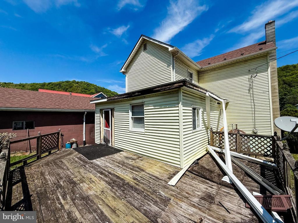 Image 16 of property listing at 16312 CLARYSVILLE RD, Eckhart Mines, MD 21528