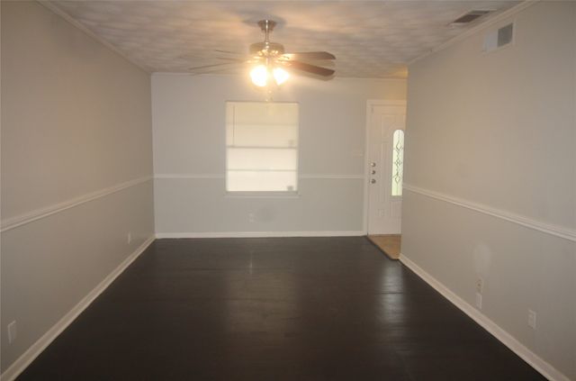 802 Sequoia Drive, Lancaster, TX 75146