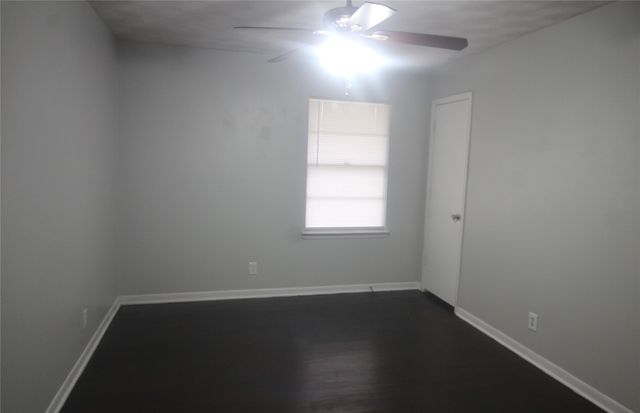 802 Sequoia Drive, Lancaster, TX 75146