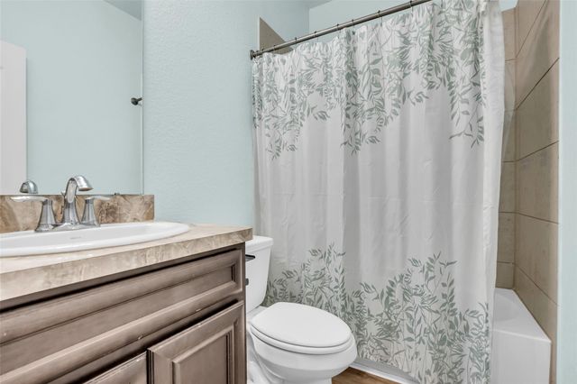 15031 Meadow Glen N, Conroe, TX 77306