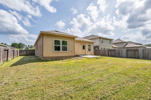 15031 Meadow Glen N, Conroe, TX 77306