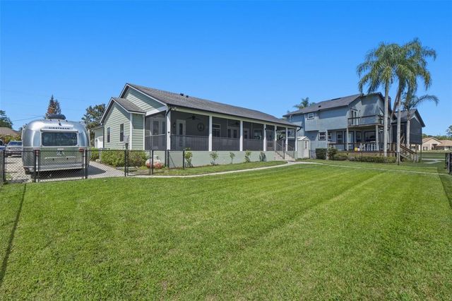 834 MILLSHORE DRIVE, Chuluota, FL 32766