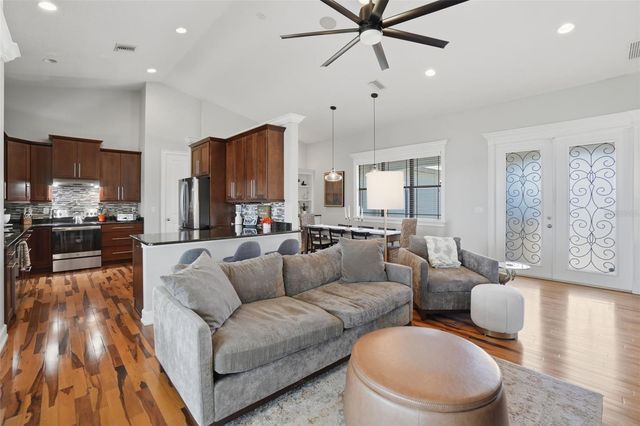 834 MILLSHORE DRIVE, Chuluota, FL 32766