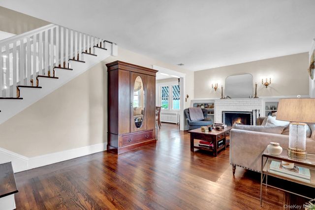 56 Oakland Street, Huntington, NY 11743