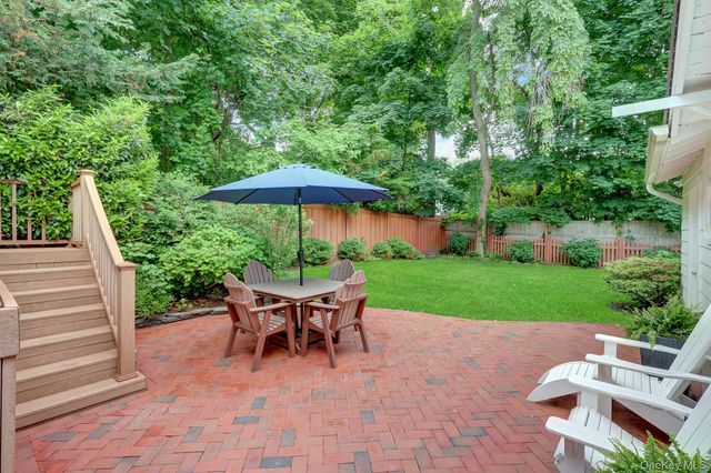56 Oakland Street, Huntington, NY 11743