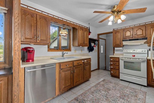 N2954 N Kearley Road, Markesan, WI 53946