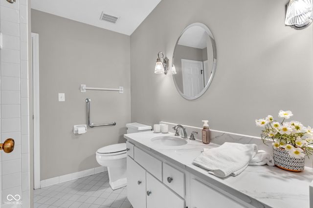 5320 Whisperwood Lane, Indianapolis, IN 46226