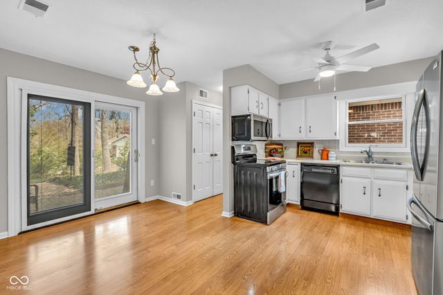 5320 Whisperwood Lane, Indianapolis, IN 46226