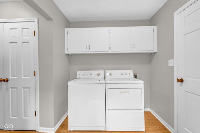5320 Whisperwood Lane, Indianapolis, IN 46226