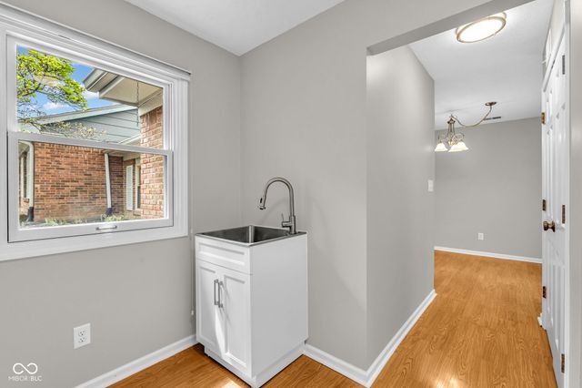 5320 Whisperwood Lane, Indianapolis, IN 46226