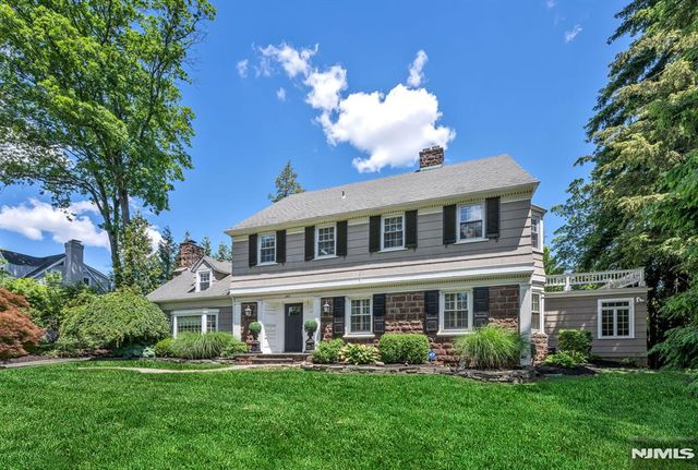 243 Hempstead Road, Ridgewood, NJ 07450