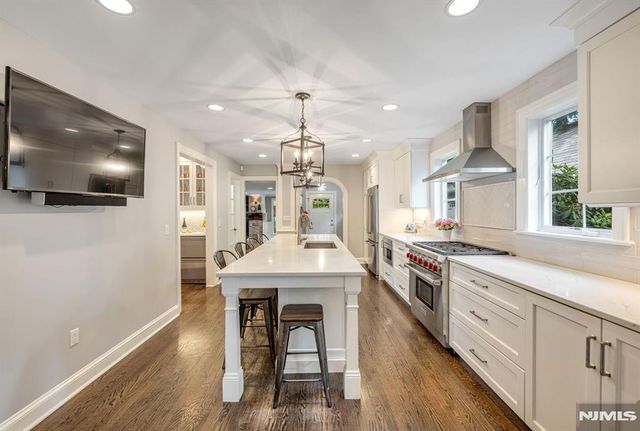 243 Hempstead Road, Ridgewood, NJ 07450