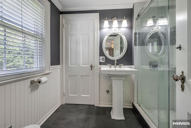 243 Hempstead Road, Ridgewood, NJ 07450