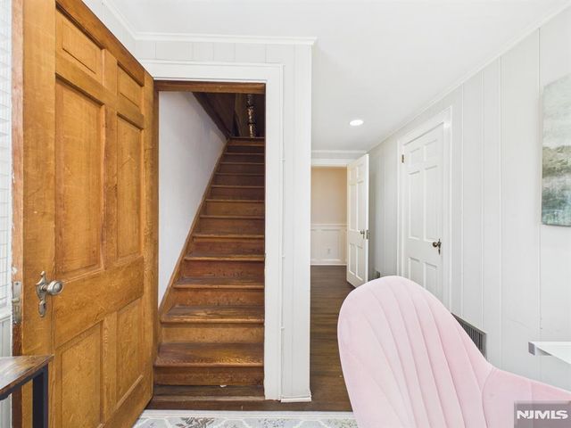 243 Hempstead Road, Ridgewood, NJ 07450