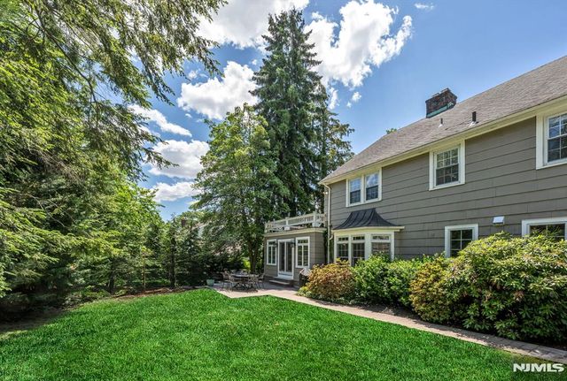 243 Hempstead Road, Ridgewood, NJ 07450