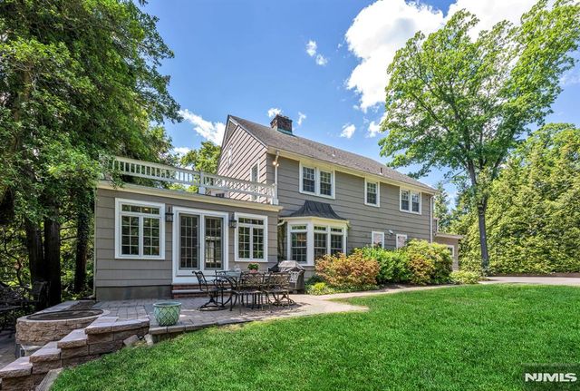 243 Hempstead Road, Ridgewood, NJ 07450