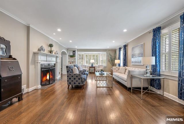 243 Hempstead Road, Ridgewood, NJ 07450