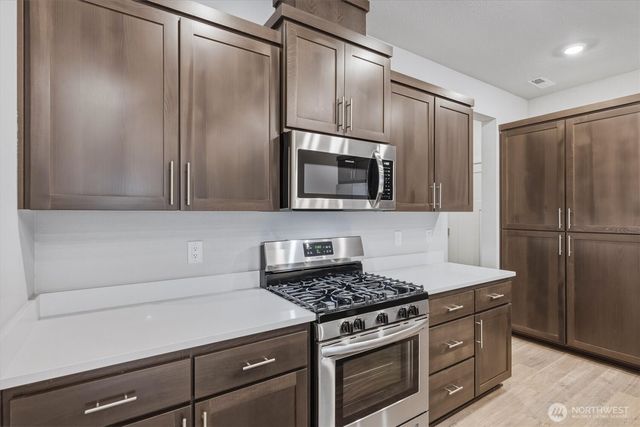 2041 Branch Creek Drive, Longview, WA 98632