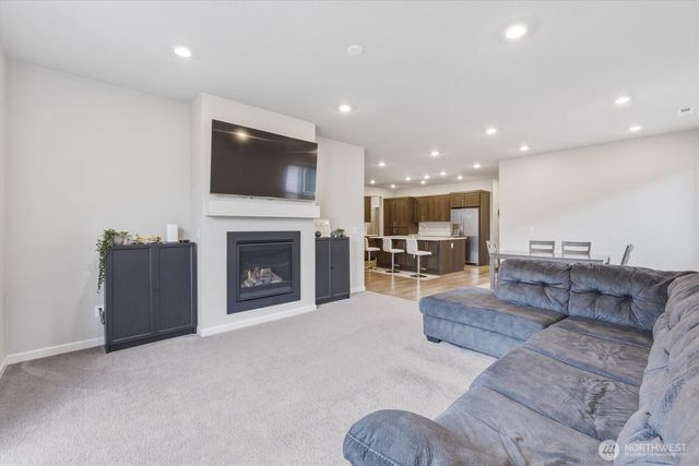 2041 Branch Creek Drive, Longview, WA 98632