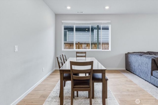2041 Branch Creek Drive, Longview, WA 98632