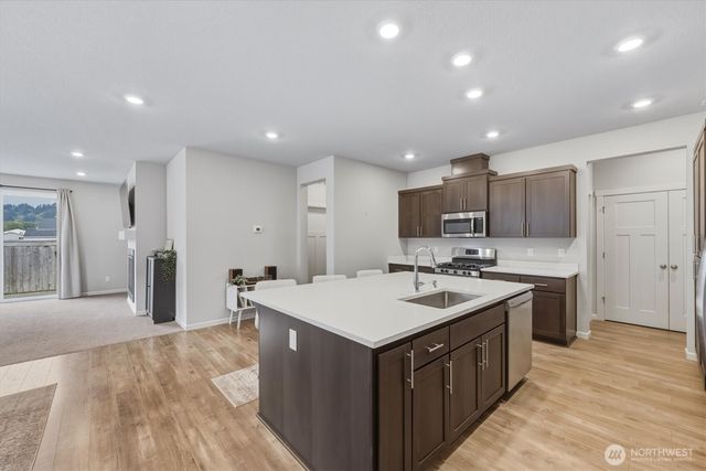 2041 Branch Creek Drive, Longview, WA 98632