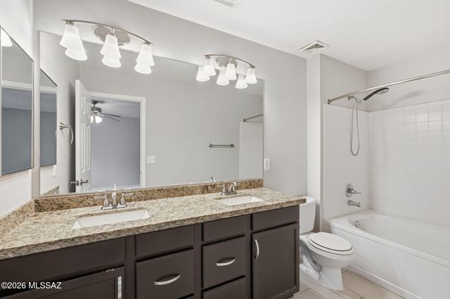 13668 E Diablo Creek Drive, Vail, AZ 85641