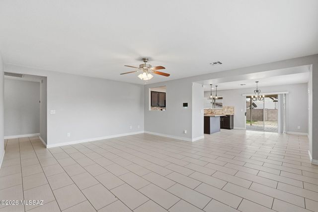 13668 E Diablo Creek Drive, Vail, AZ 85641