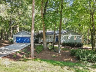 14024 Springwater Drive, Matthews, NC 28105