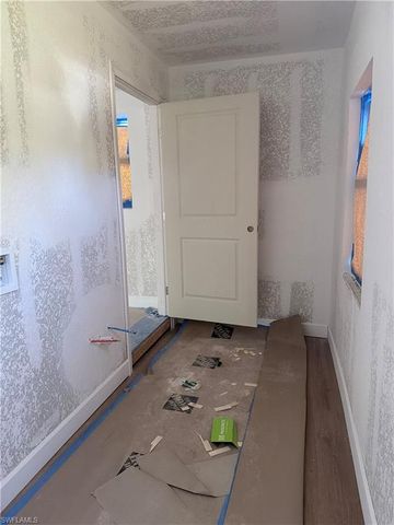 3000 Poinciana DR, Naples, FL 34105