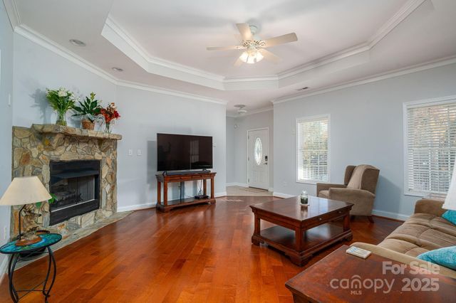 7522 Turnberry Lane, Stanley, NC 28164