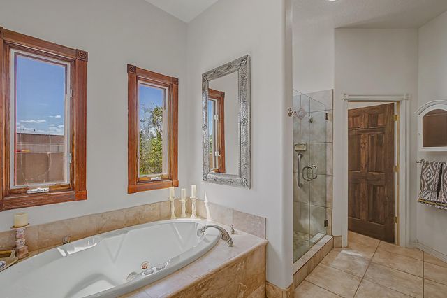 315 Laguna Seca Lane NW, Albuquerque, NM 87104