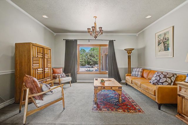 315 Laguna Seca Lane NW, Albuquerque, NM 87104