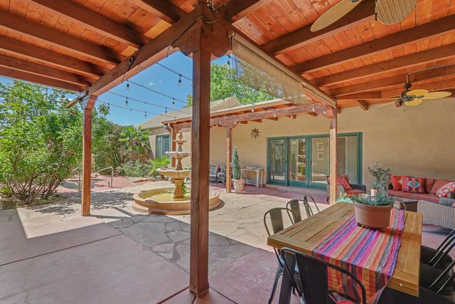 315 Laguna Seca Lane NW, Albuquerque, NM 87104