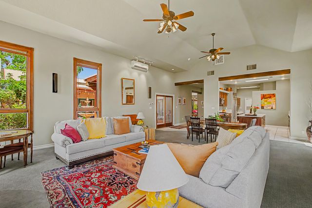 315 Laguna Seca Lane NW, Albuquerque, NM 87104