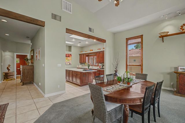 315 Laguna Seca Lane NW, Albuquerque, NM 87104