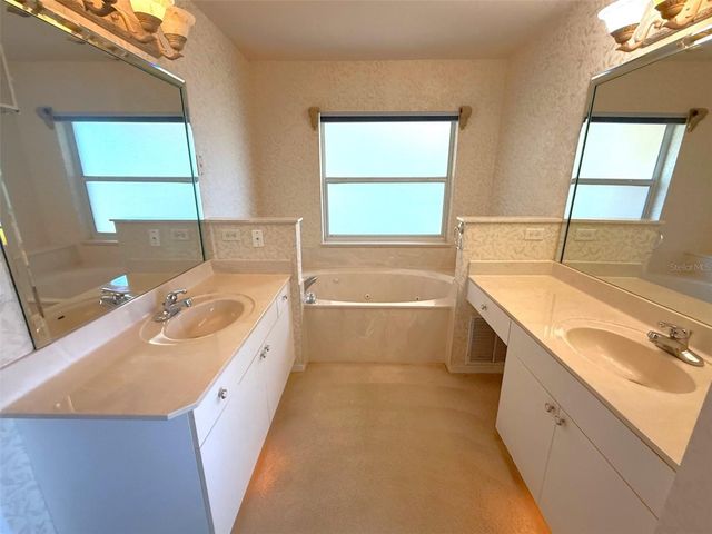 1001 NE 22ND AVENUE, Ocala, FL 34470