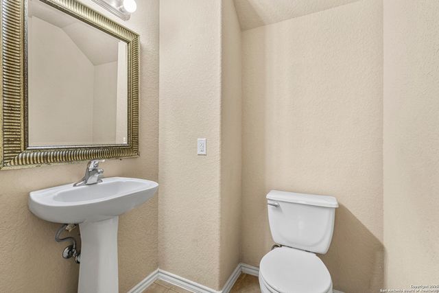 5442 Bright Run, San Antonio, TX 78240