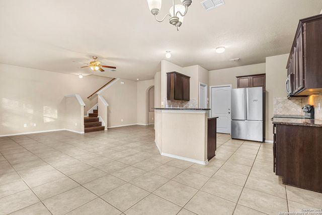 5442 Bright Run, San Antonio, TX 78240