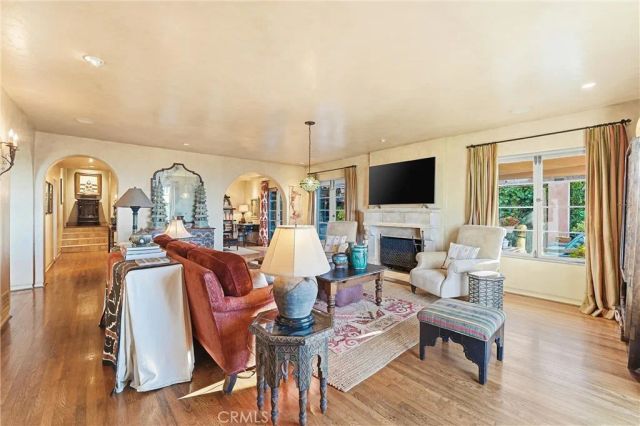 260 High, Laguna Beach, CA 92651