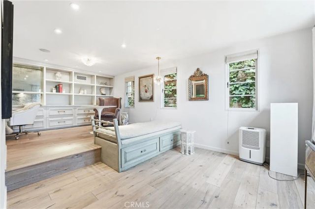 260 High, Laguna Beach, CA 92651