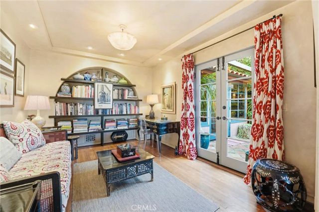 260 High, Laguna Beach, CA 92651