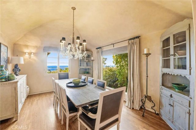 260 High, Laguna Beach, CA 92651