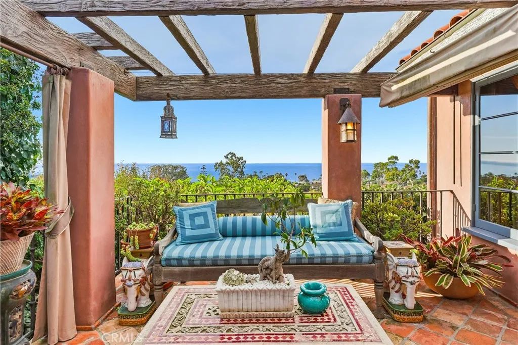 260 High, Laguna Beach, CA 92651