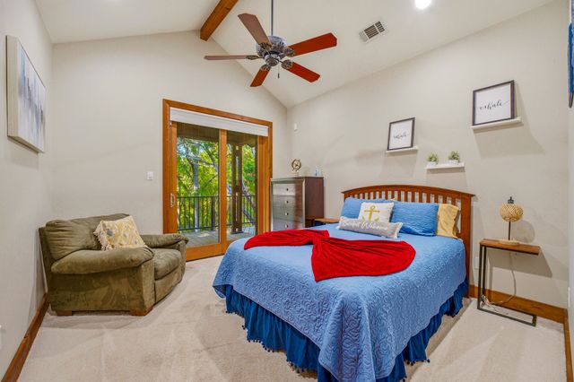 624 Williamsburg Court, Granbury, TX 76048